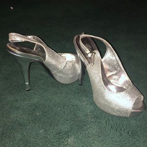Size 7 Women’s Stiletto